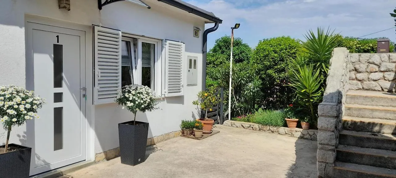 Apartments Boric Cres